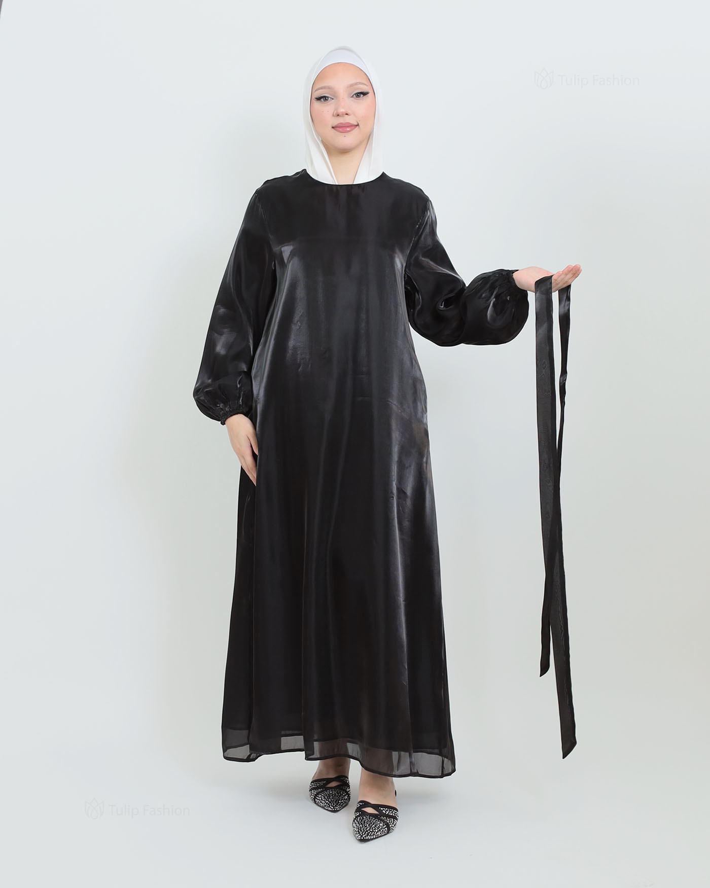 Abaya with Cape in Satin - Black - 4
