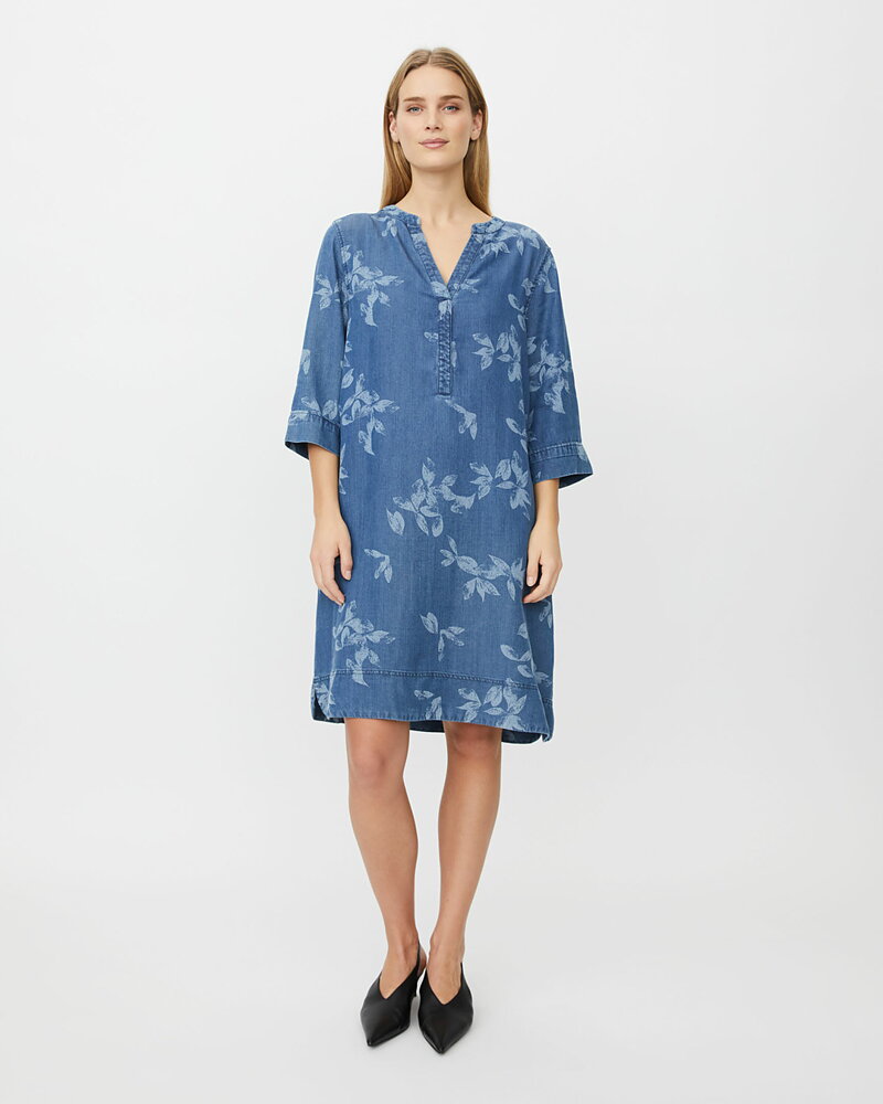 Jeansklänning Nokolo med blommor denimblå
