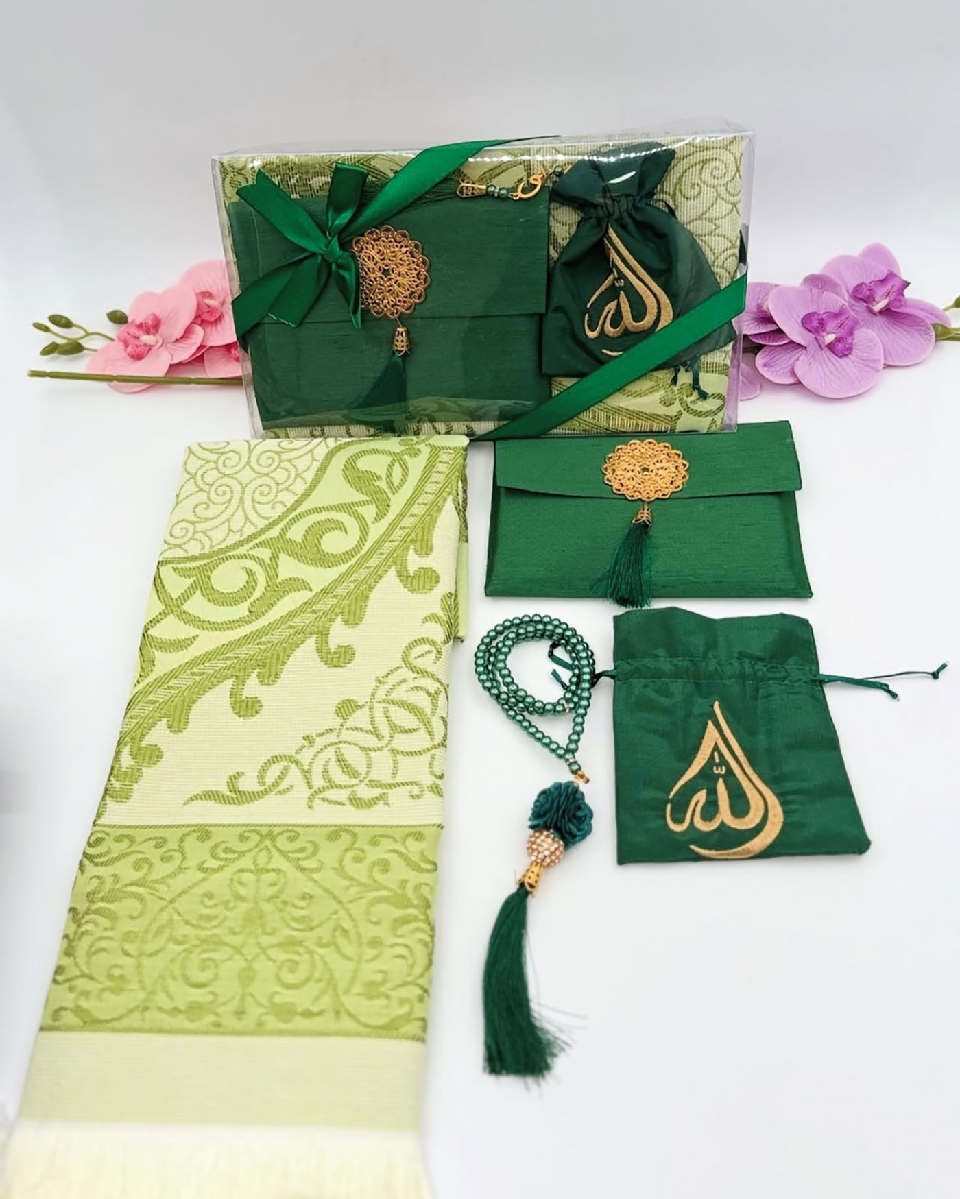 Gift set with prayer rug and rosary Misbaha - Green