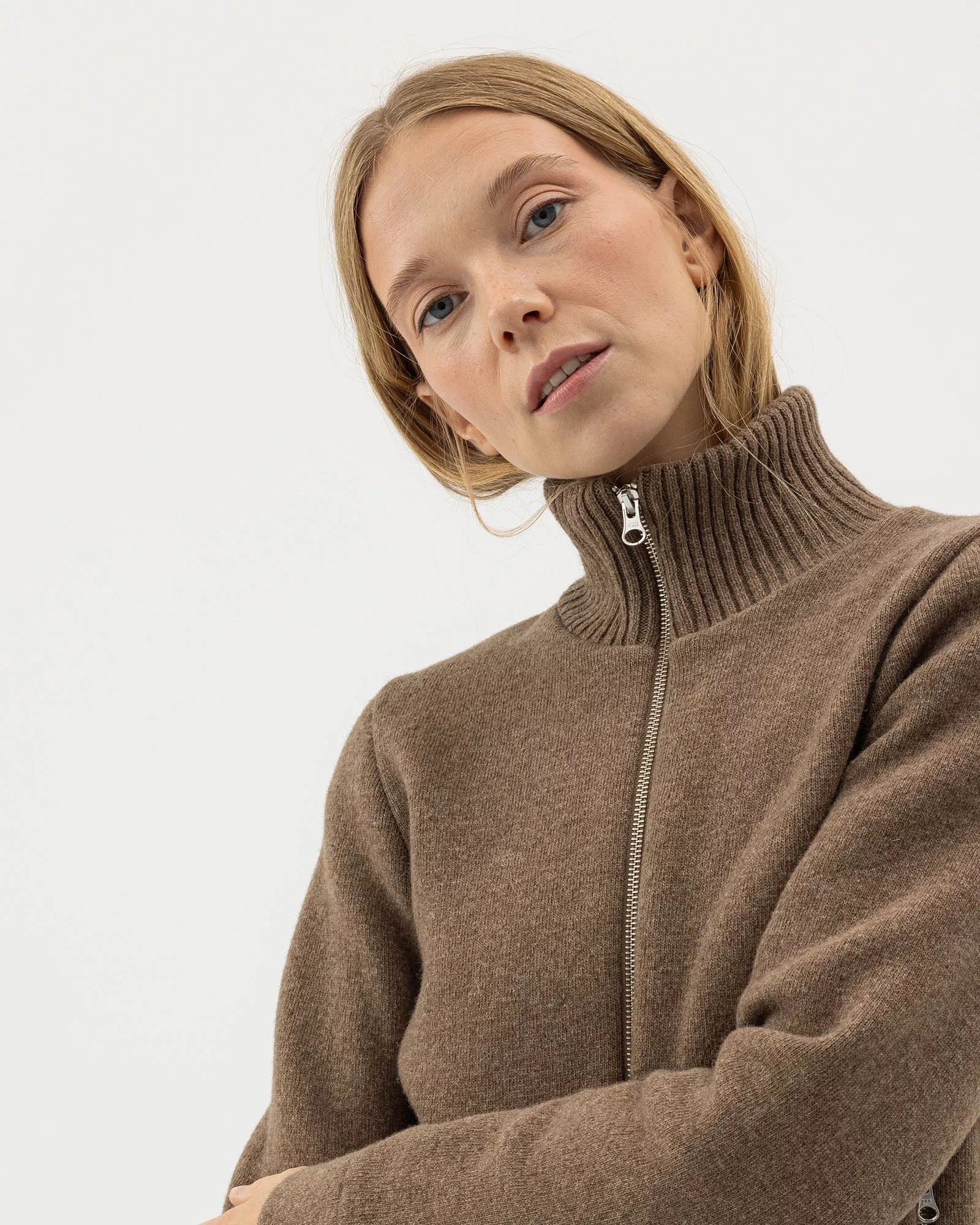 Claire Fullzip WP - Walnut - Holebrook - 3