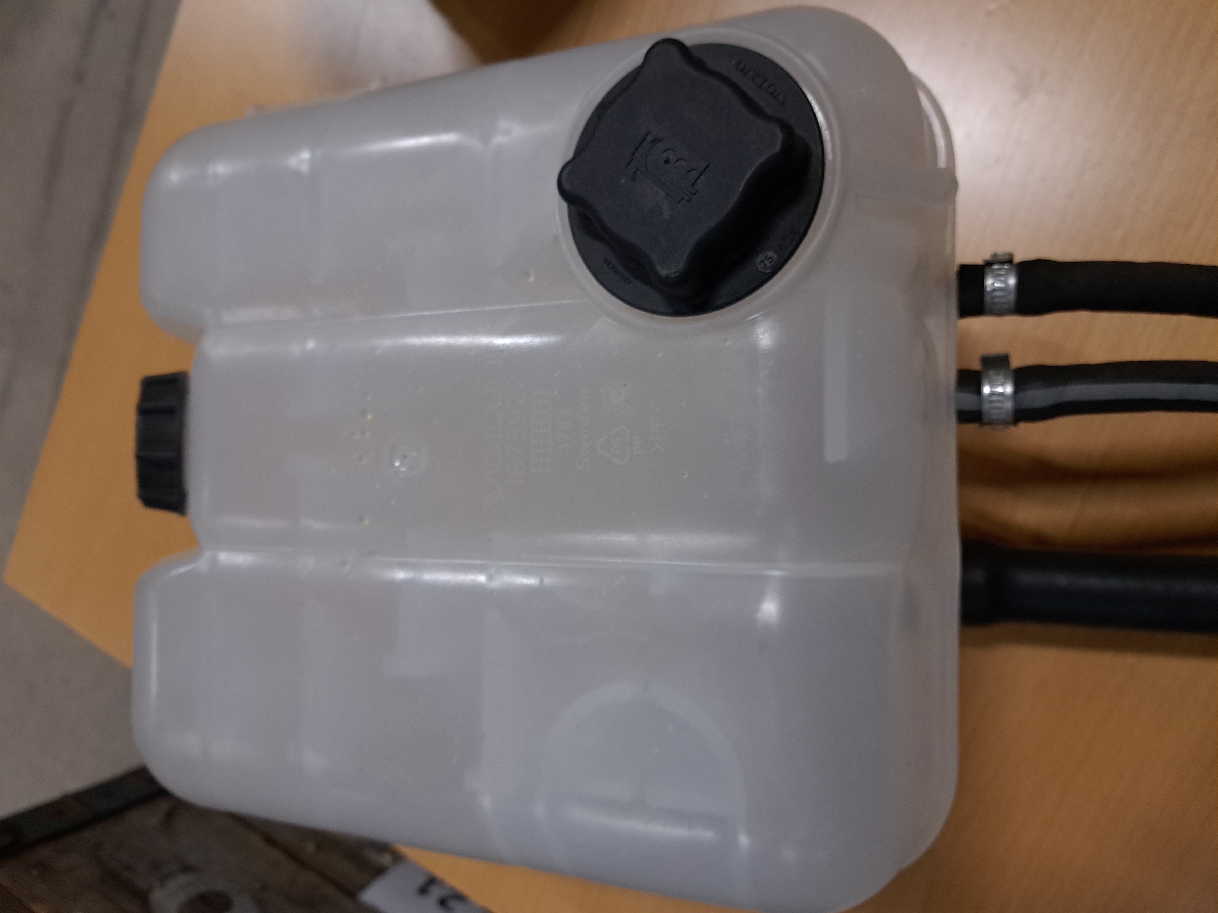 Expansion tank - 2