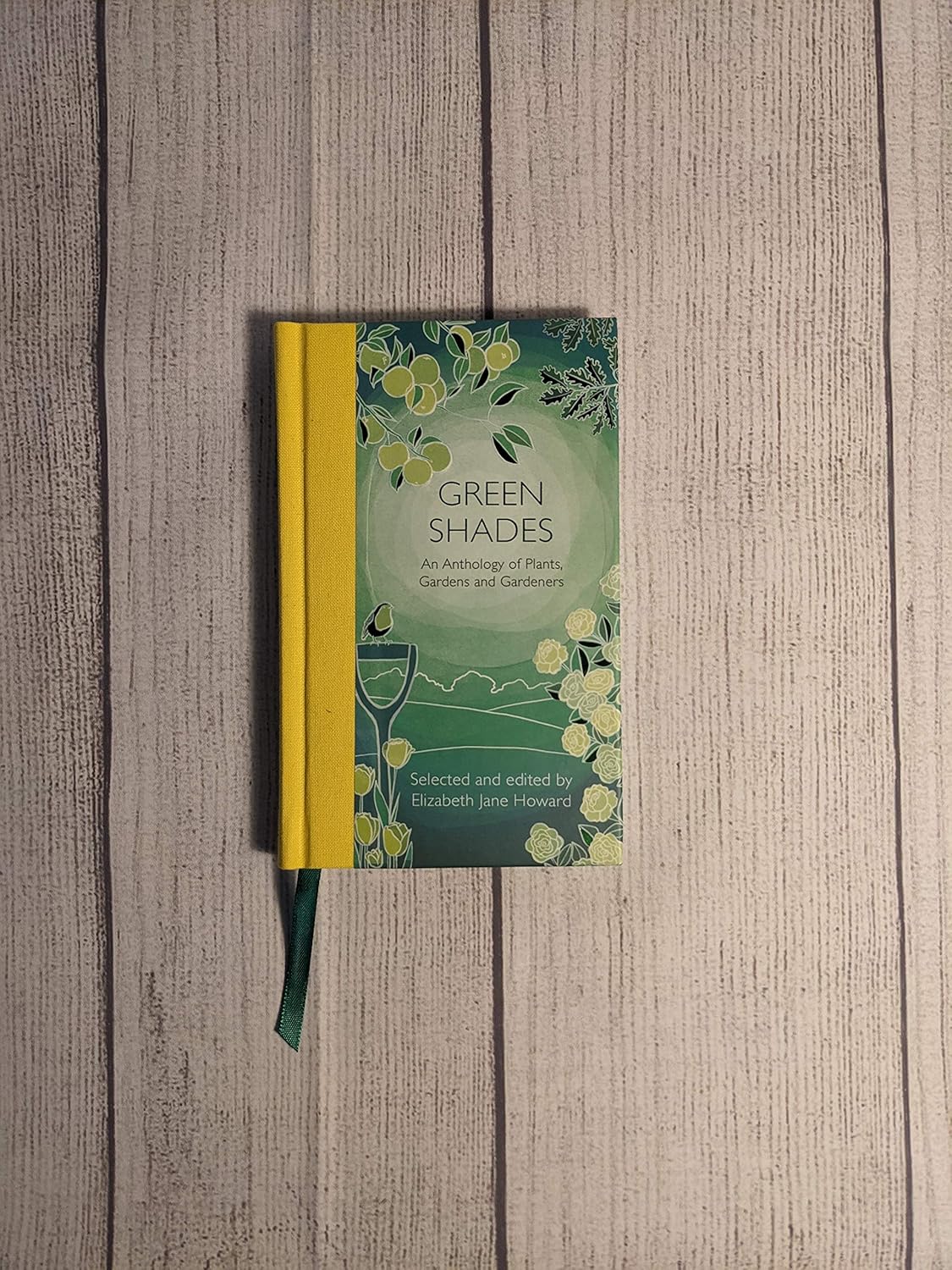 Green Shades : An Anthology of Plants, Gardens and Gardeners - Macmillan Collector's Library - 4
