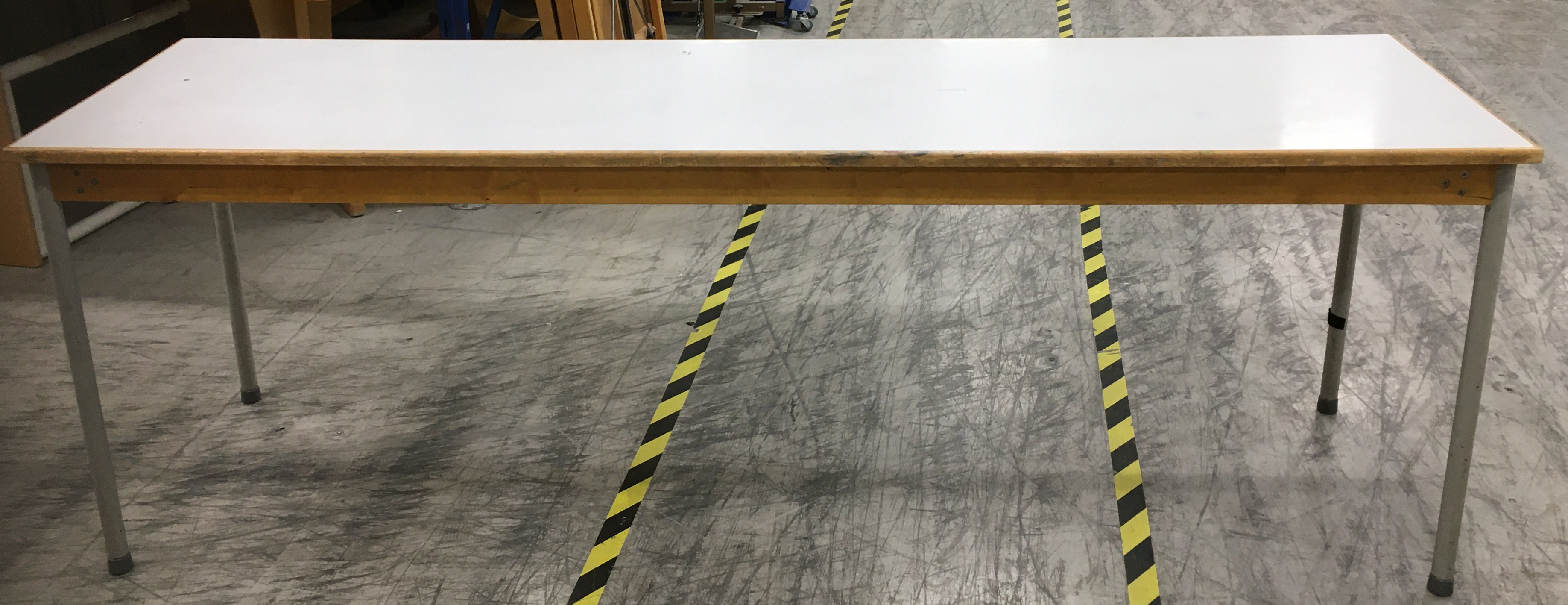 Avlastningsbord/arbetsbord 217x63