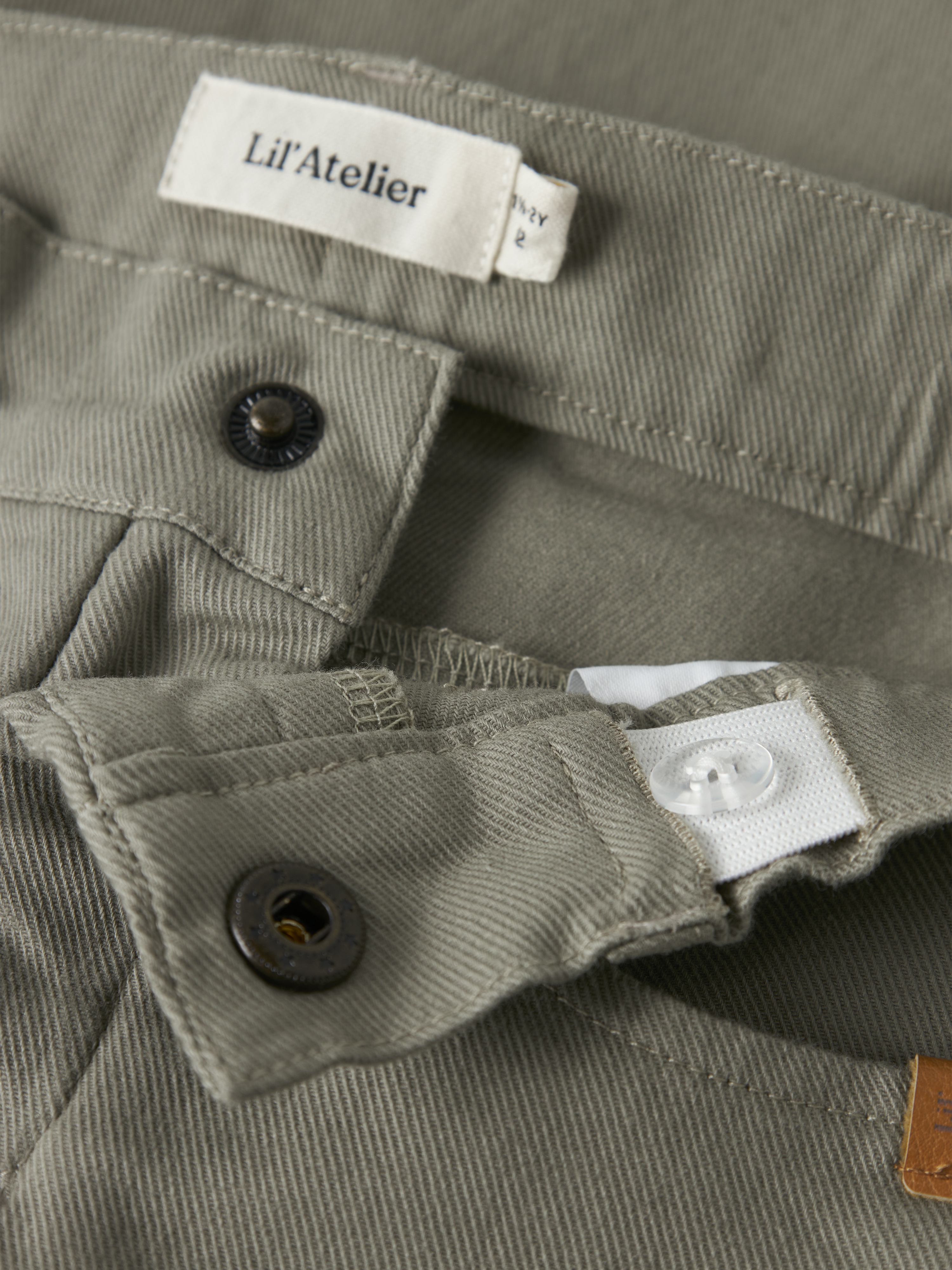 NMMDOREEN REG TWI PANT 9977-DH LIL Overland Trek - 3