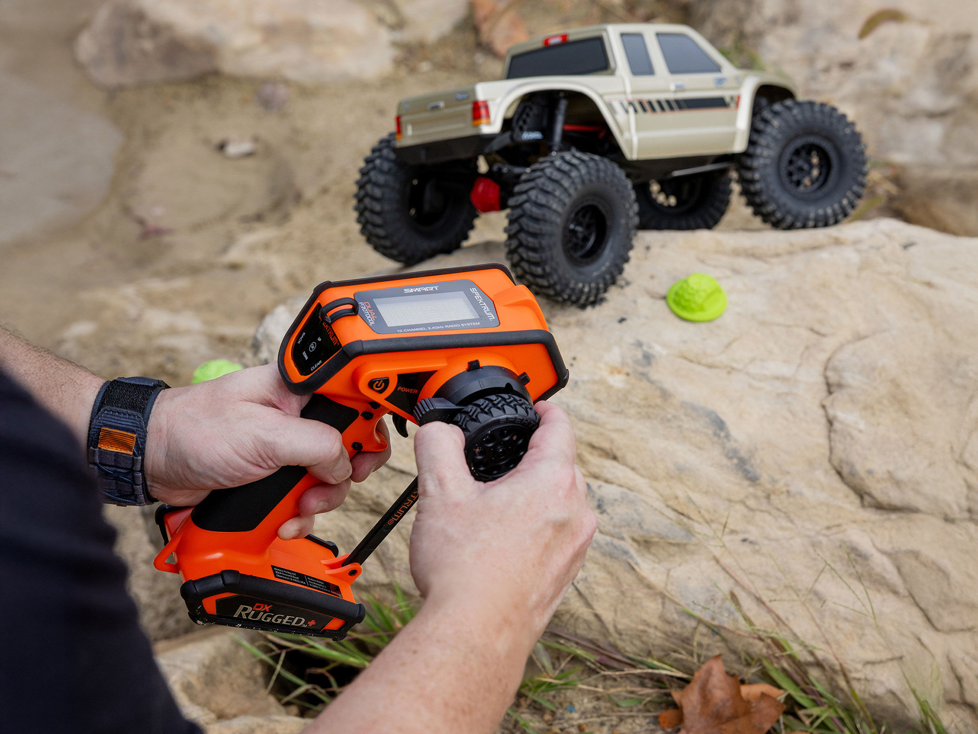 Spektrum DX Rugged+ 12-Channel DSMR+ Transmitter, Orange - 18