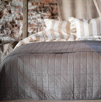 Överkast quilt grå 2 storlekar shabby chic lantlig stil