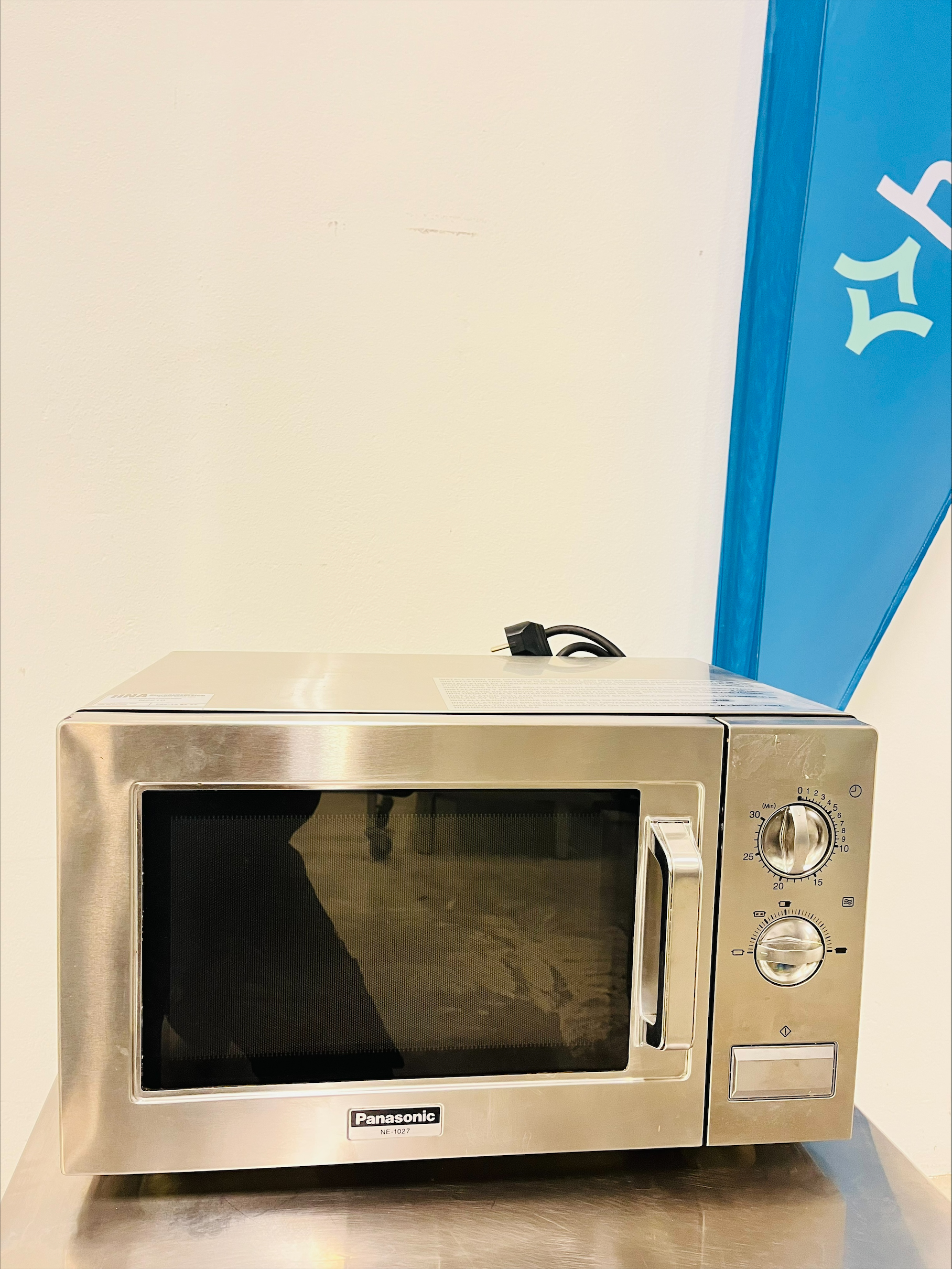 Microvågsugn - Panasonic NE-1027 - 2