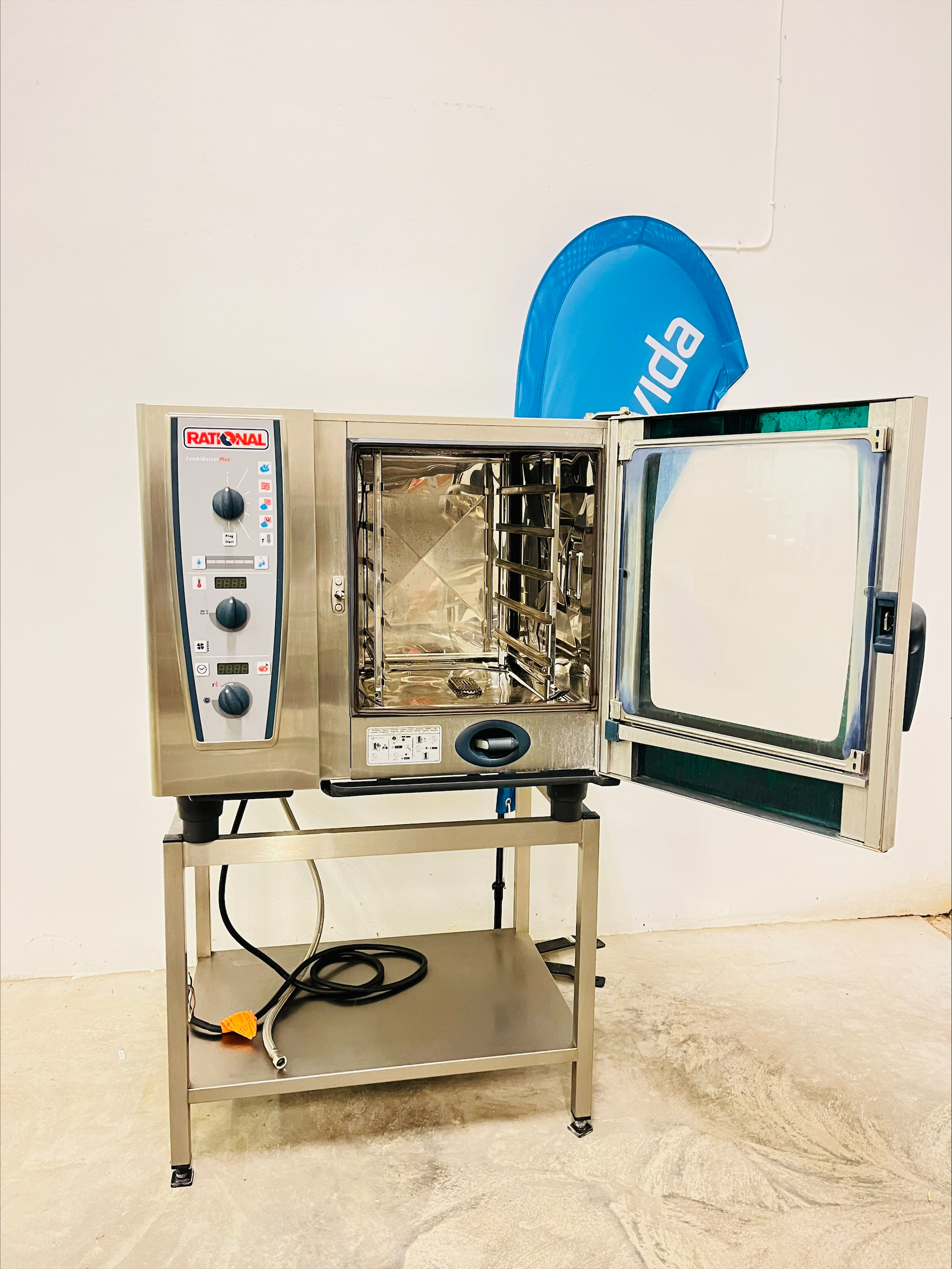 Ugn - Rational CMP 61 med stativ - 4