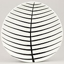 Stig Lindberg (Löv 1956) Triangular Dish with Leaf Decor 17 cm  [Sample Images]