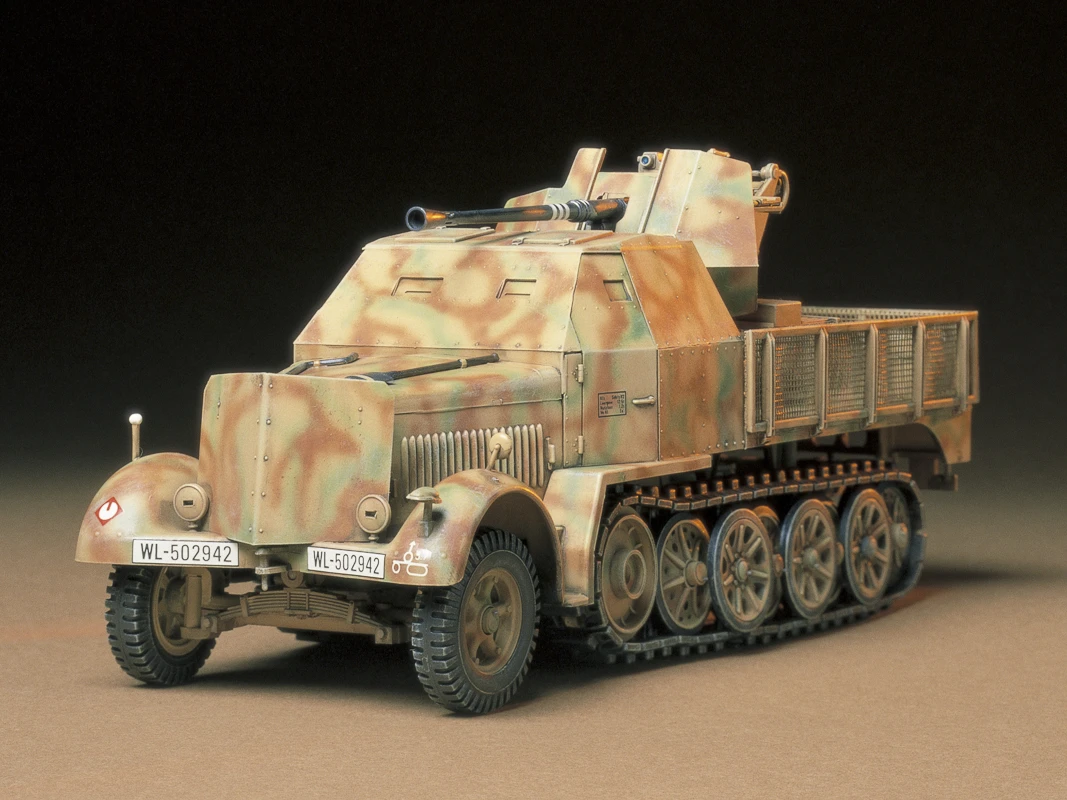 Tysk 8-tons halvbandsfordon med 3,7 cm Flak 37 (Sd.Kfz) 1/35