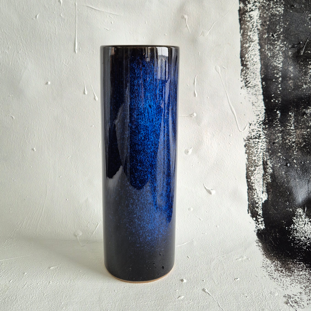 vintage VAS cylinder med djupblå glasyr, h 25,5 cm