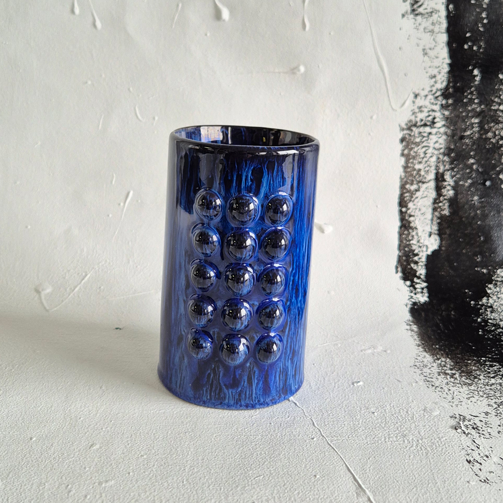 vintage VAS cylinder med blå glasyr, JIE keramik, h 13 cm