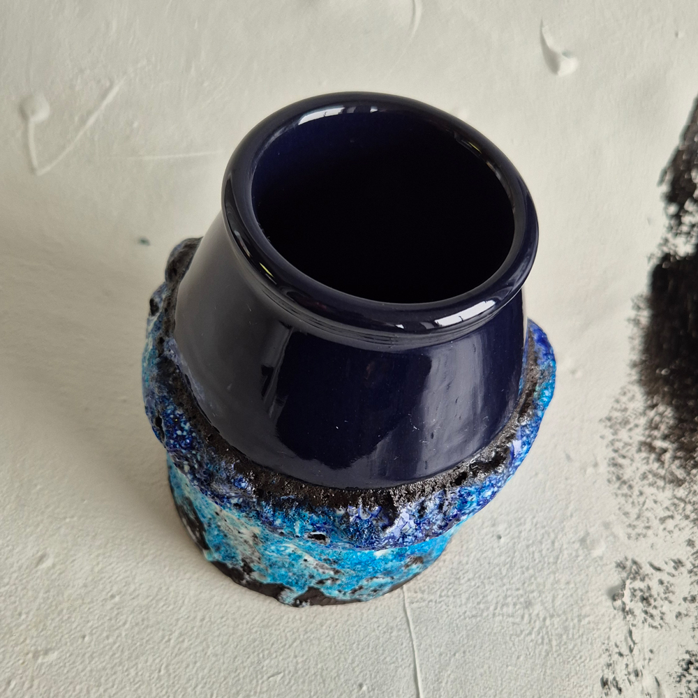 vintage VAS med tjock fat lavaglasyr i blått och turkost, h 12 cm - 2