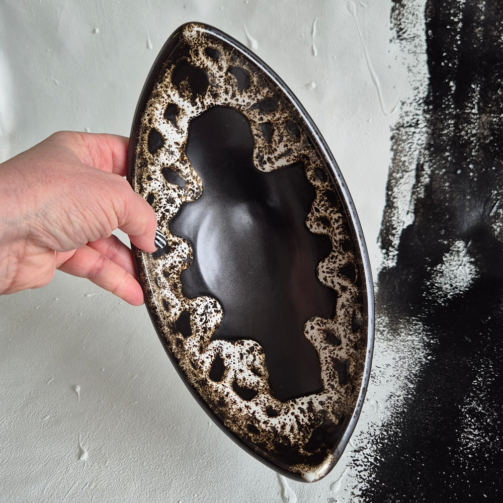 vintage SKÅL båtformad, mörkbrun med vitspräcklig glasyr, h 20 cm - 4