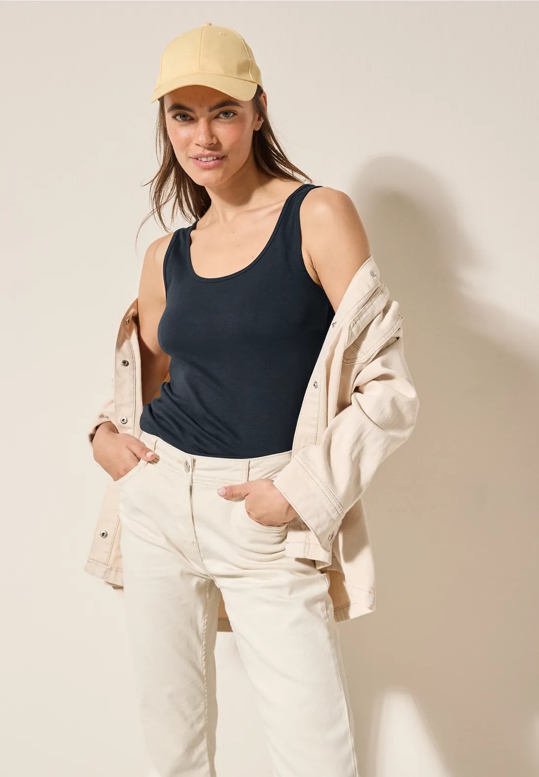 NOS Linda Linne - Navy - Cecil