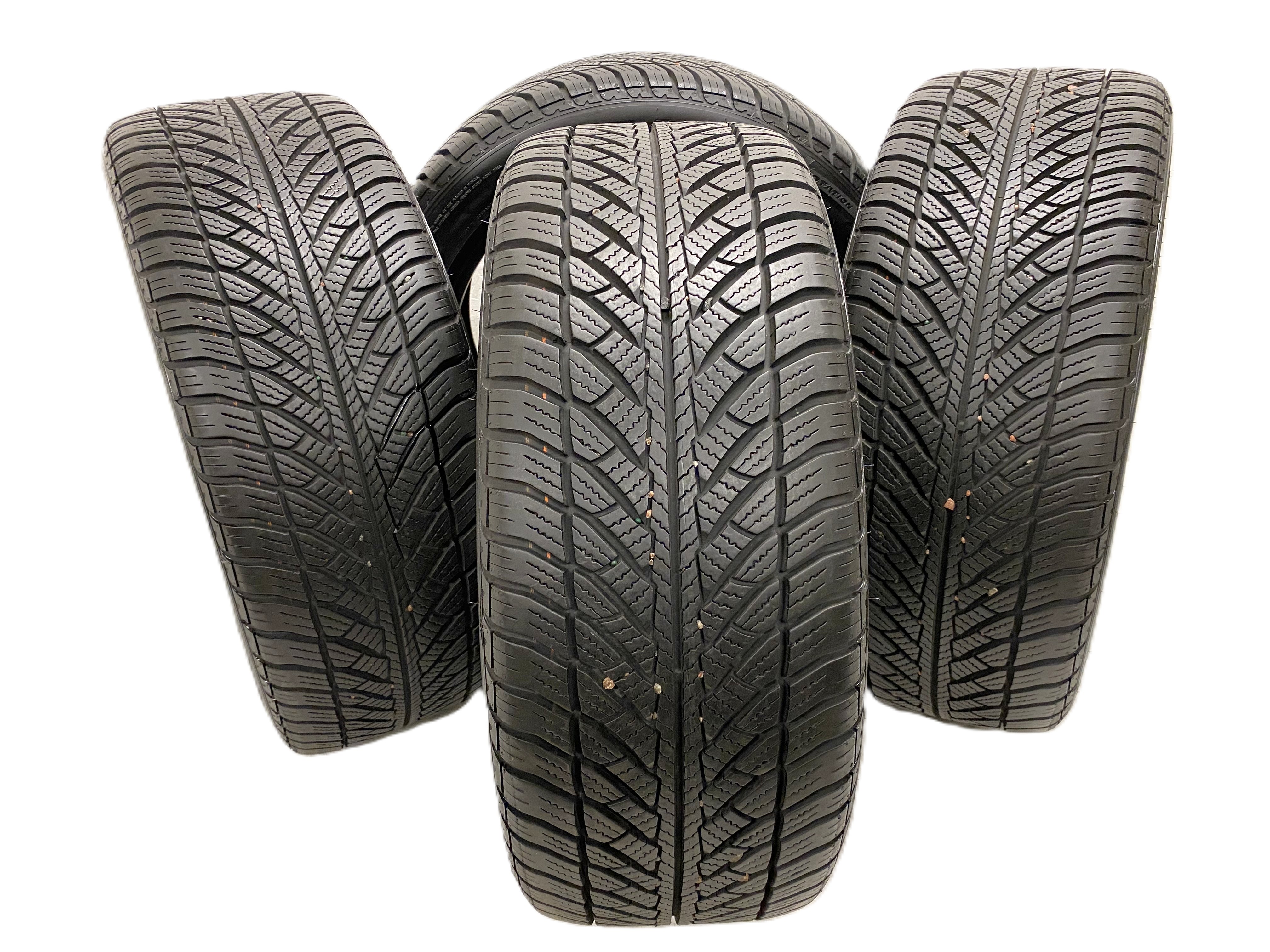 18" BEGAGNADE VINTERDÄCK M+S | 4 st 245/45 R18 100H XL Goodyear Ultra Grip Performance 8 | Stjärnsymbol | V28-2023 | 8|8|8|8 mm
