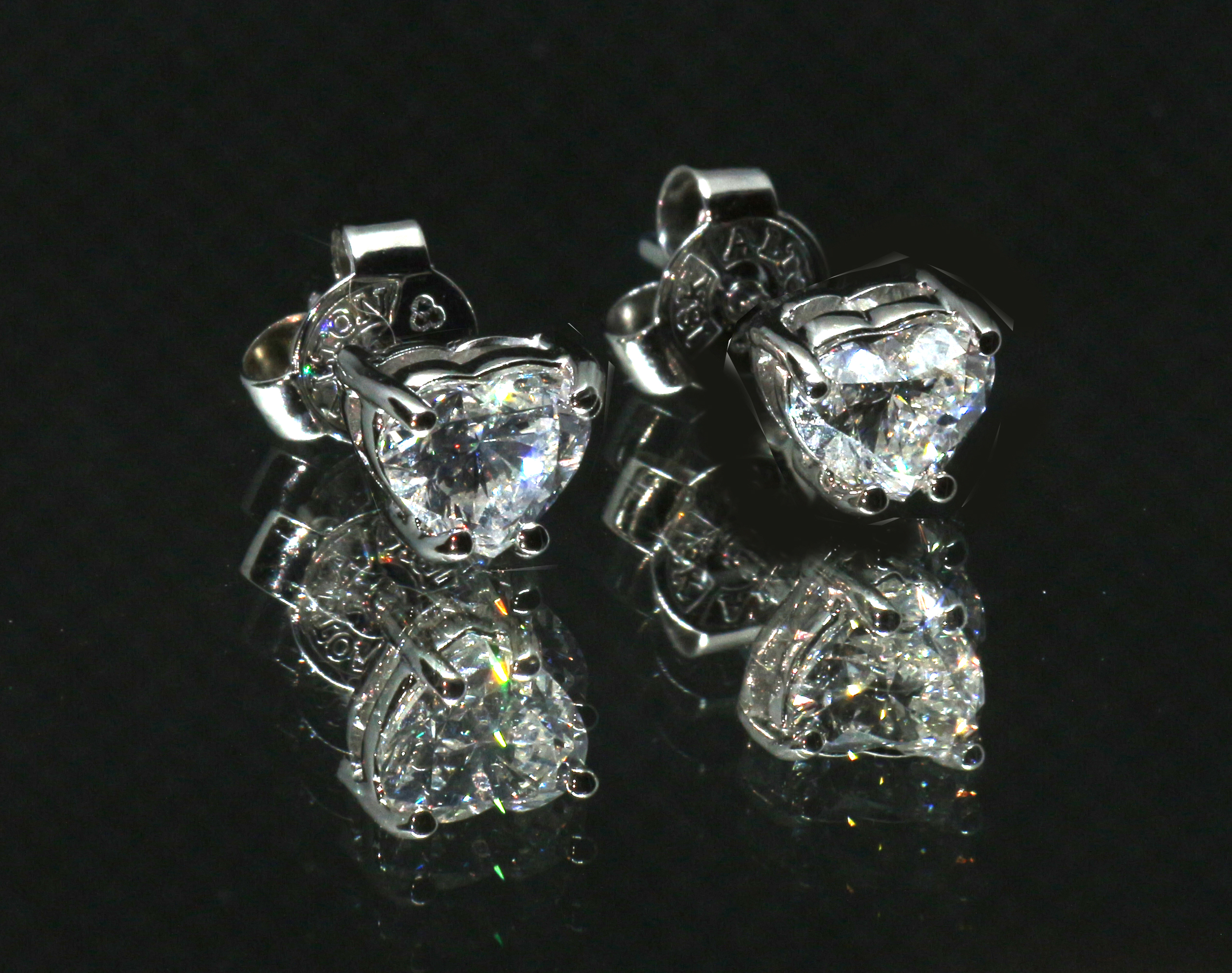 JANE Heart Diamonds Total 2.0 ct - 3
