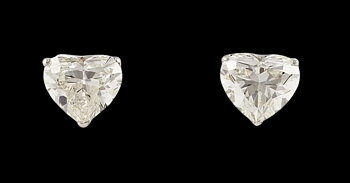 JANE Hjärtan Diamanter Totalt 0.60 karat.