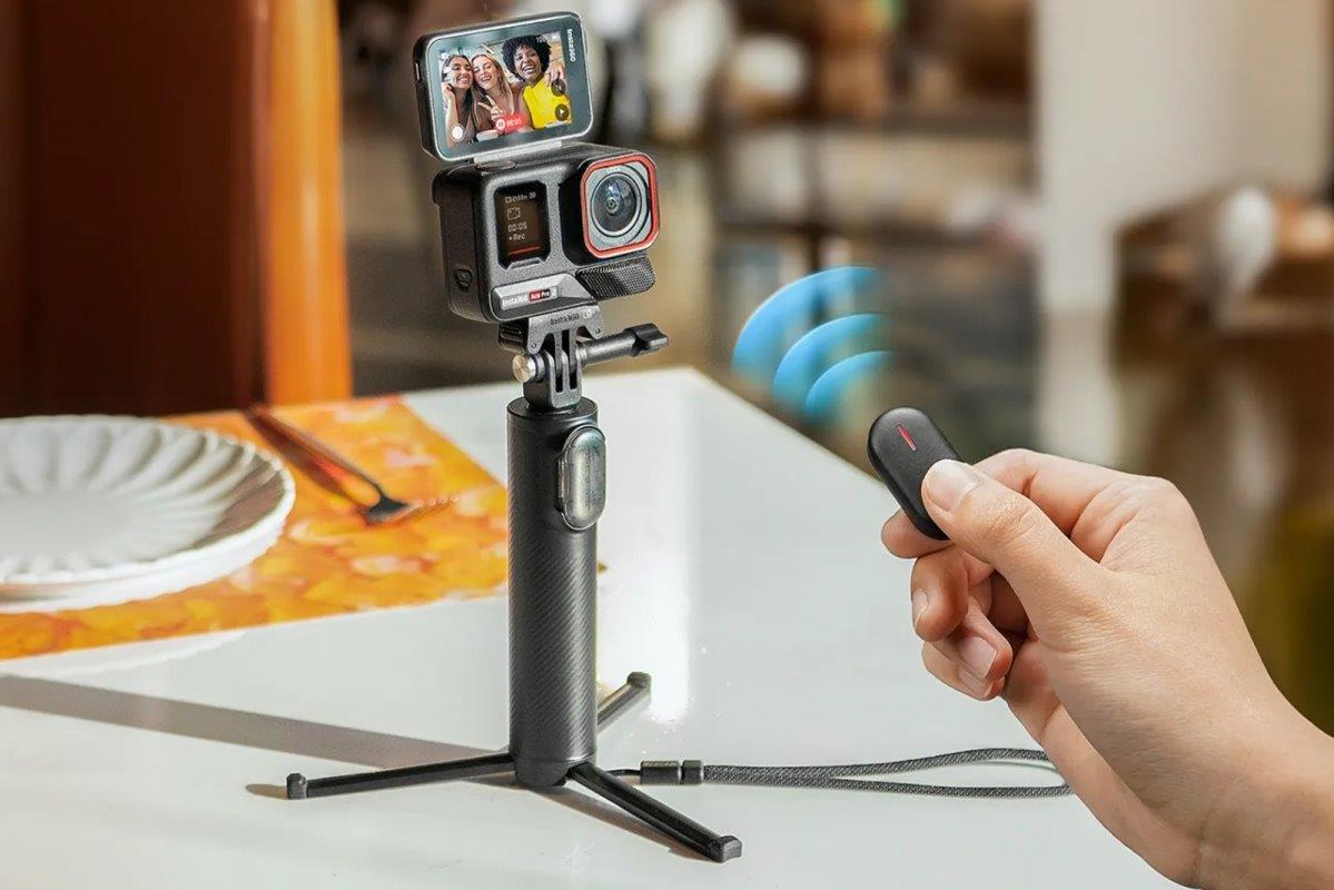 Insta360 Mini 2-in-1 Tripod 2.0 Remote Kit - 3