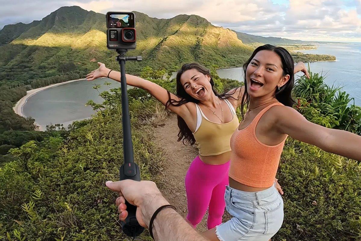 Insta360 Mini 2-in-1 Tripod 2.0 Remote Kit - 2