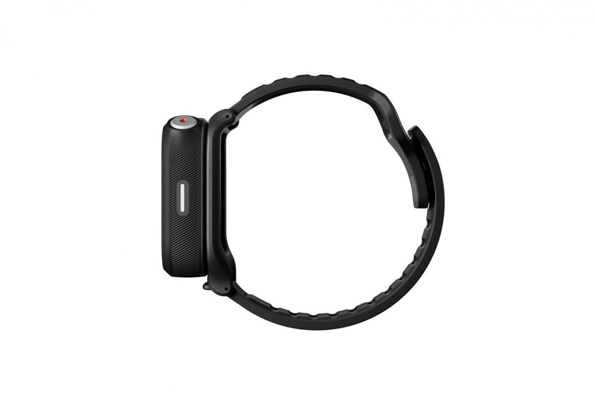 Insta360 GPS Preview Remote with Built-In Mic - 4