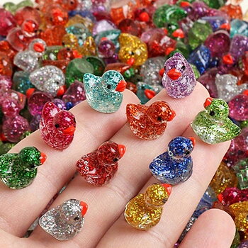Nyhet 100 st Tiny Ducks Luminous Glitter Set Dekoration Realistisk Form Hållbar Harts Förtjusande ankor för jul födelsedagsfest Barnens dag