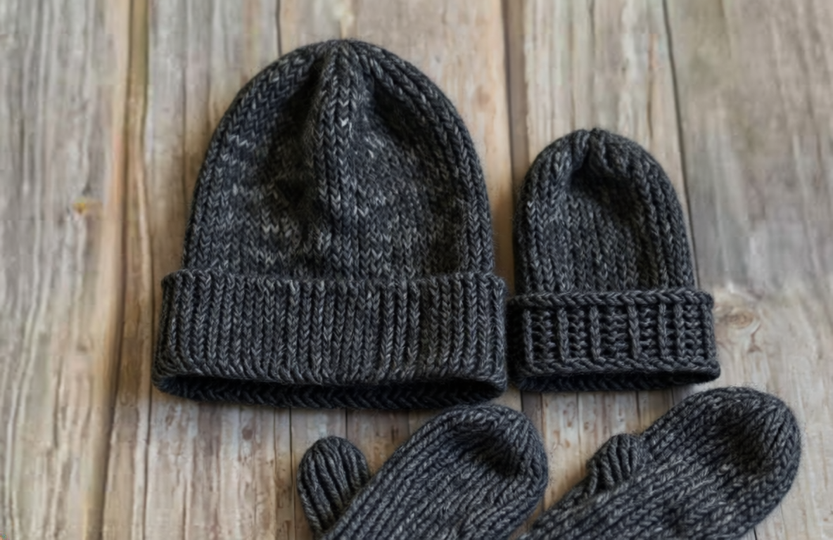 Hobby365:n oma 3-säikeinen villalanka Anthracite 100 grammaa. - 3