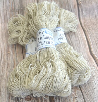 Hobby365:s egna 3-trådiga Ullgarn Ljusgrå 100 gram