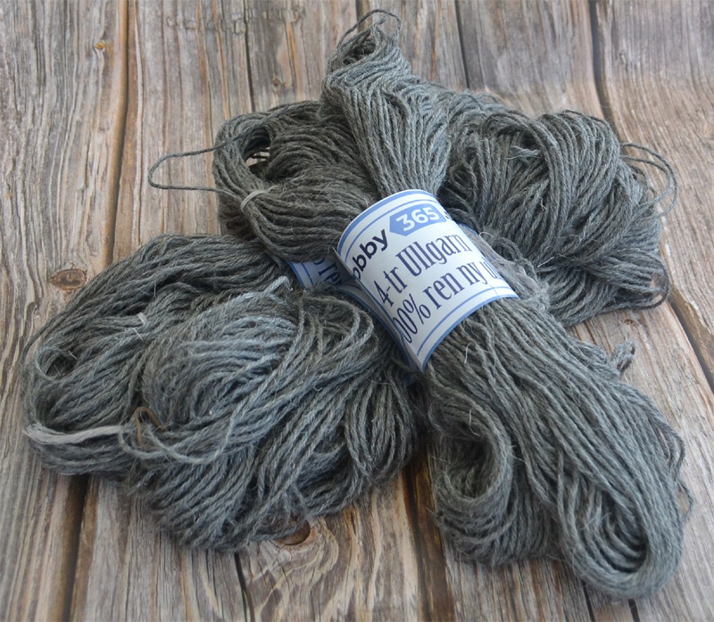 Hobby365:s egna 4-trådiga Ullgarn Mörkgrå 100 gram