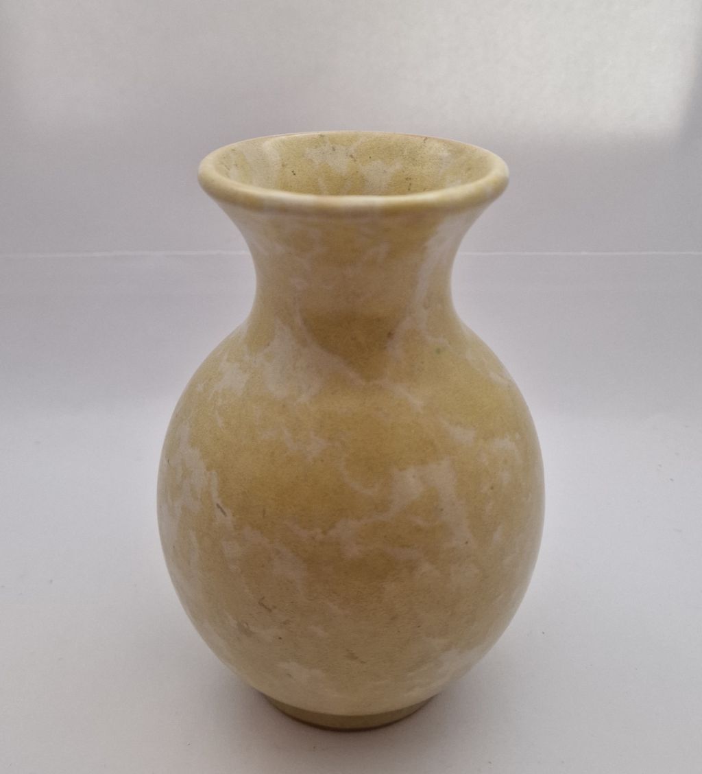 Upsala Ekeby Anna-Lisa Thomson vase yellow mottled with orange leave - 2