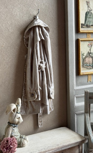 Overcoat unpainted -from Alison Davies - 4