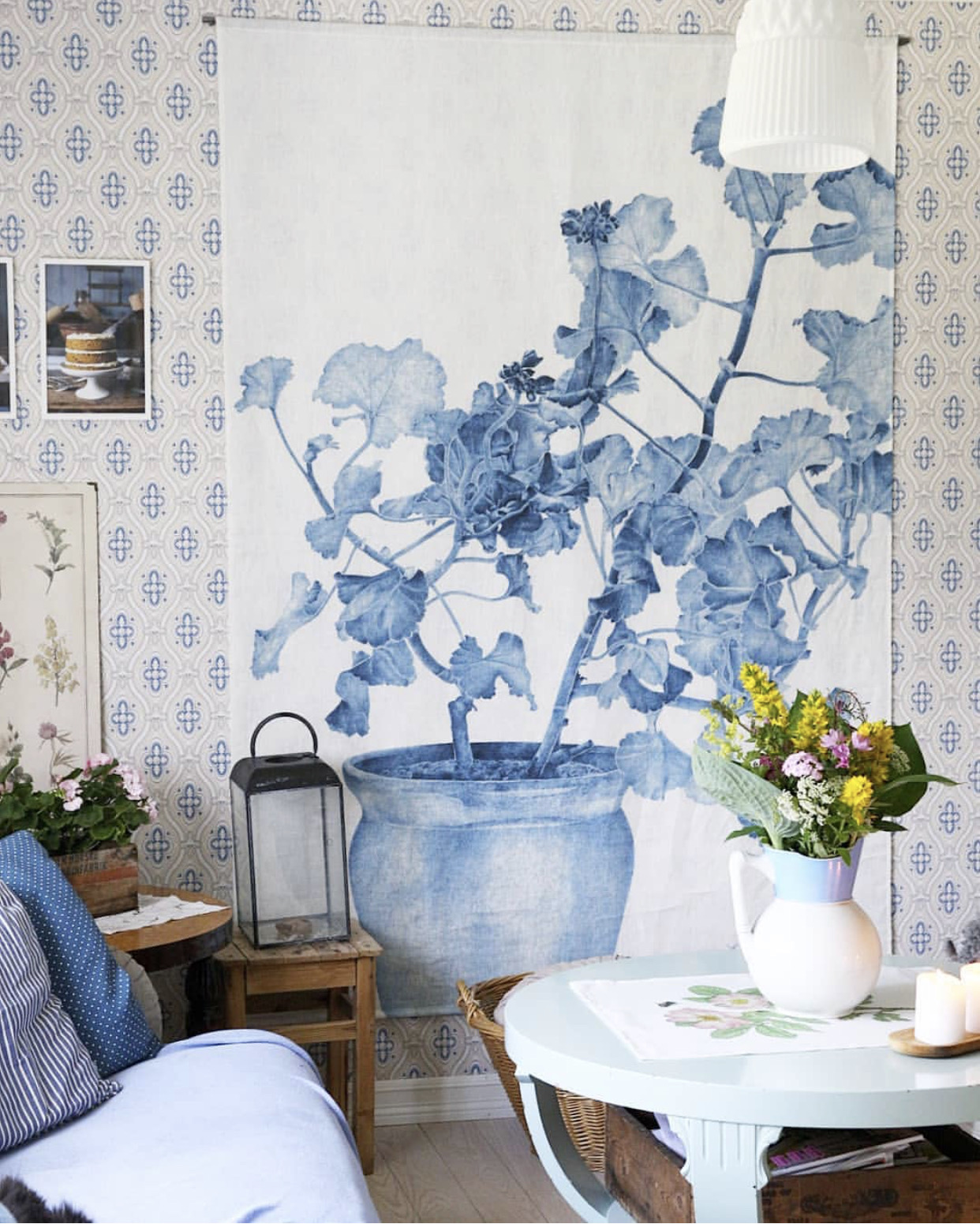 Preorder! STOR VEGGTEPPE BLÅ PELARGONIA 
