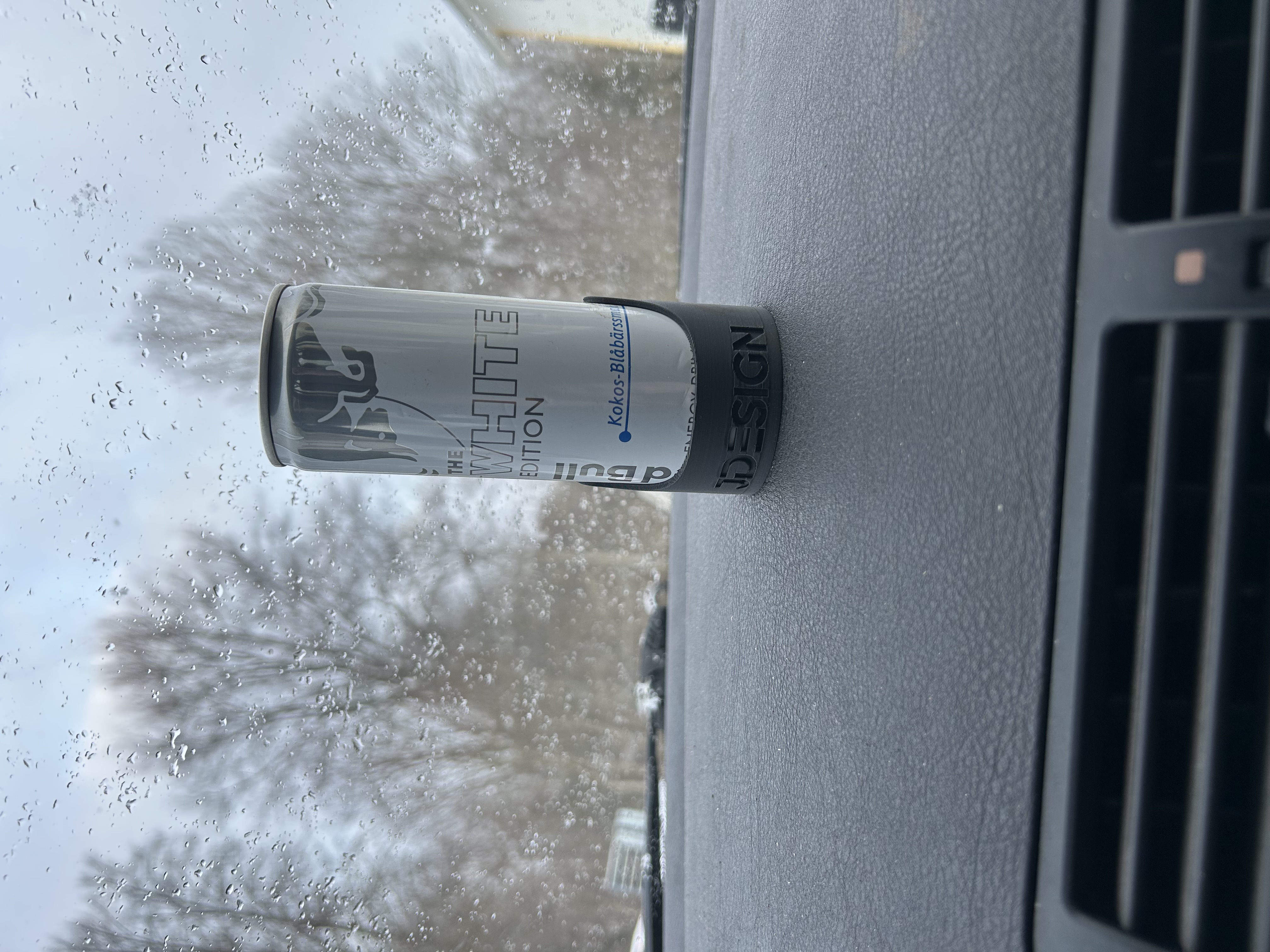 Can holder for 250ml cans