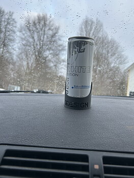 Can holder for 250ml cans