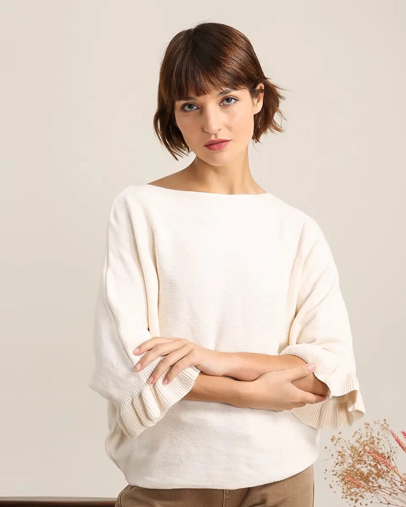 Jumper onesize volang på ärm offwhite