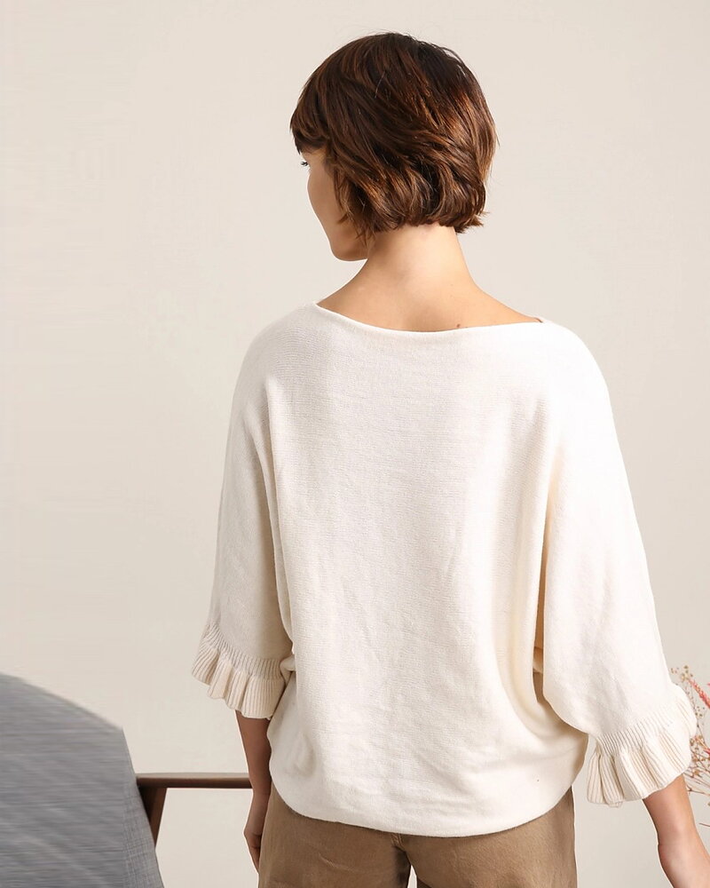 Jumper onesize volang på ärm offwhite
