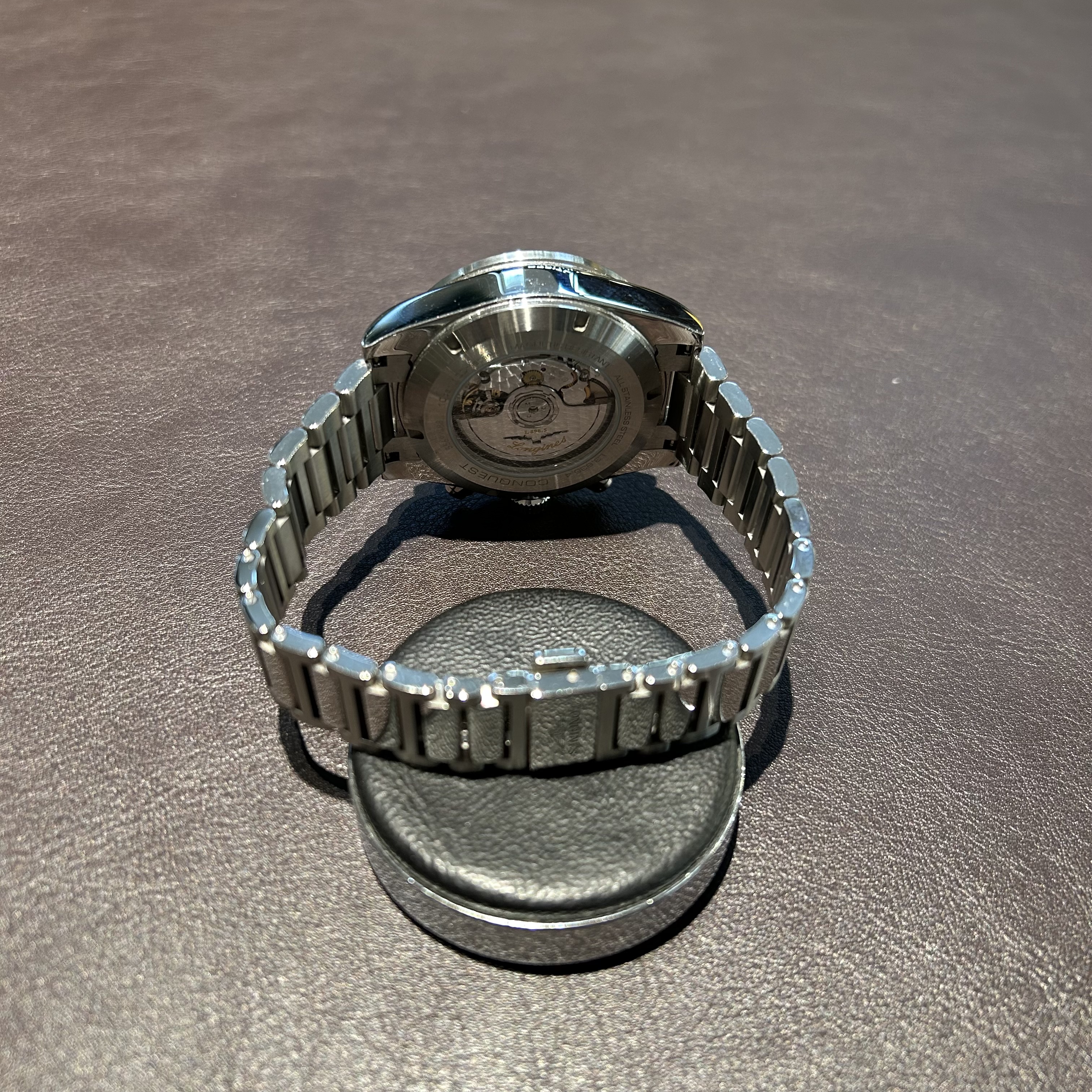 SÅLD 8 juni 2026 för 29.900:- Longines Conquest Chronograph silver 42 - 4