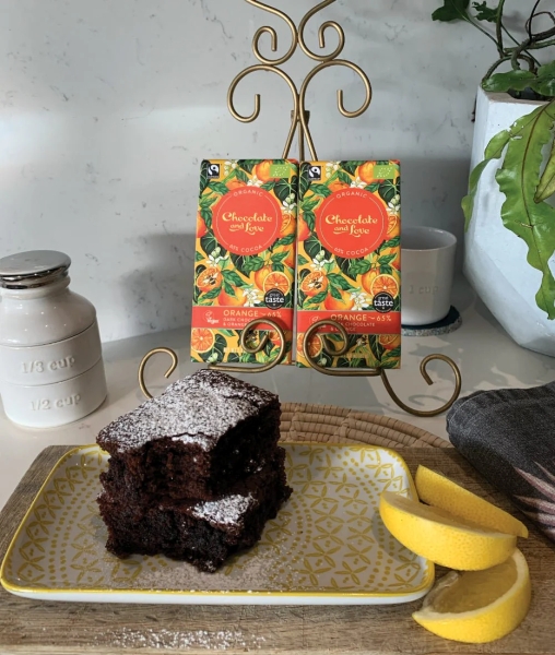Chocolate and Love Mörk choklad med apelsin 65% EKO, 80 g - 2