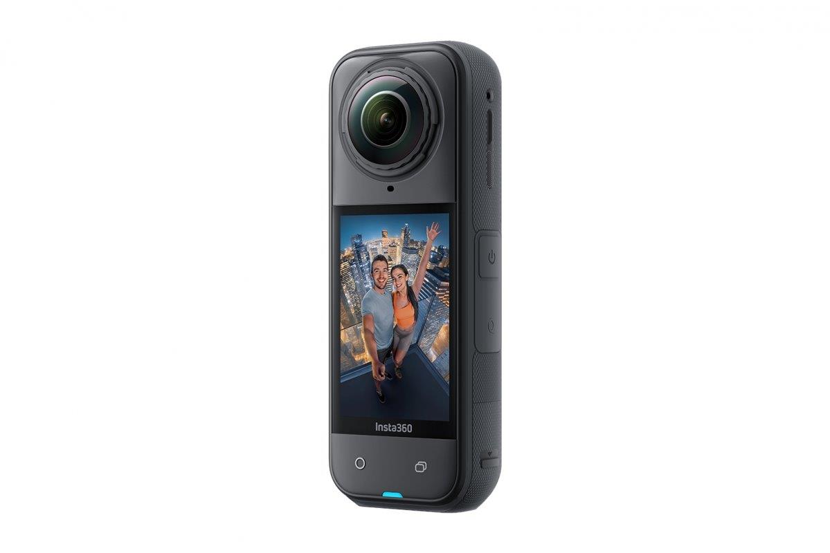 Insta360 X5