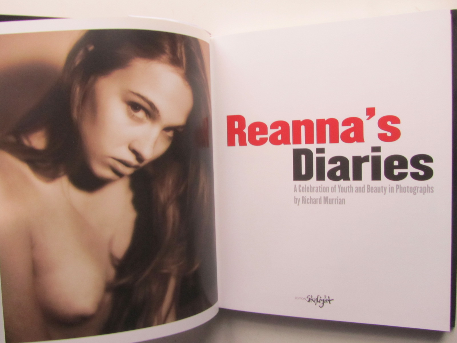 Reanna's Diaries: A Celebration of Truth and Beauty in Photographs HC - 3