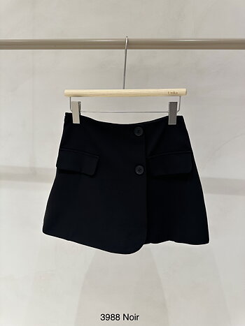Kostym shorts/kjol svart