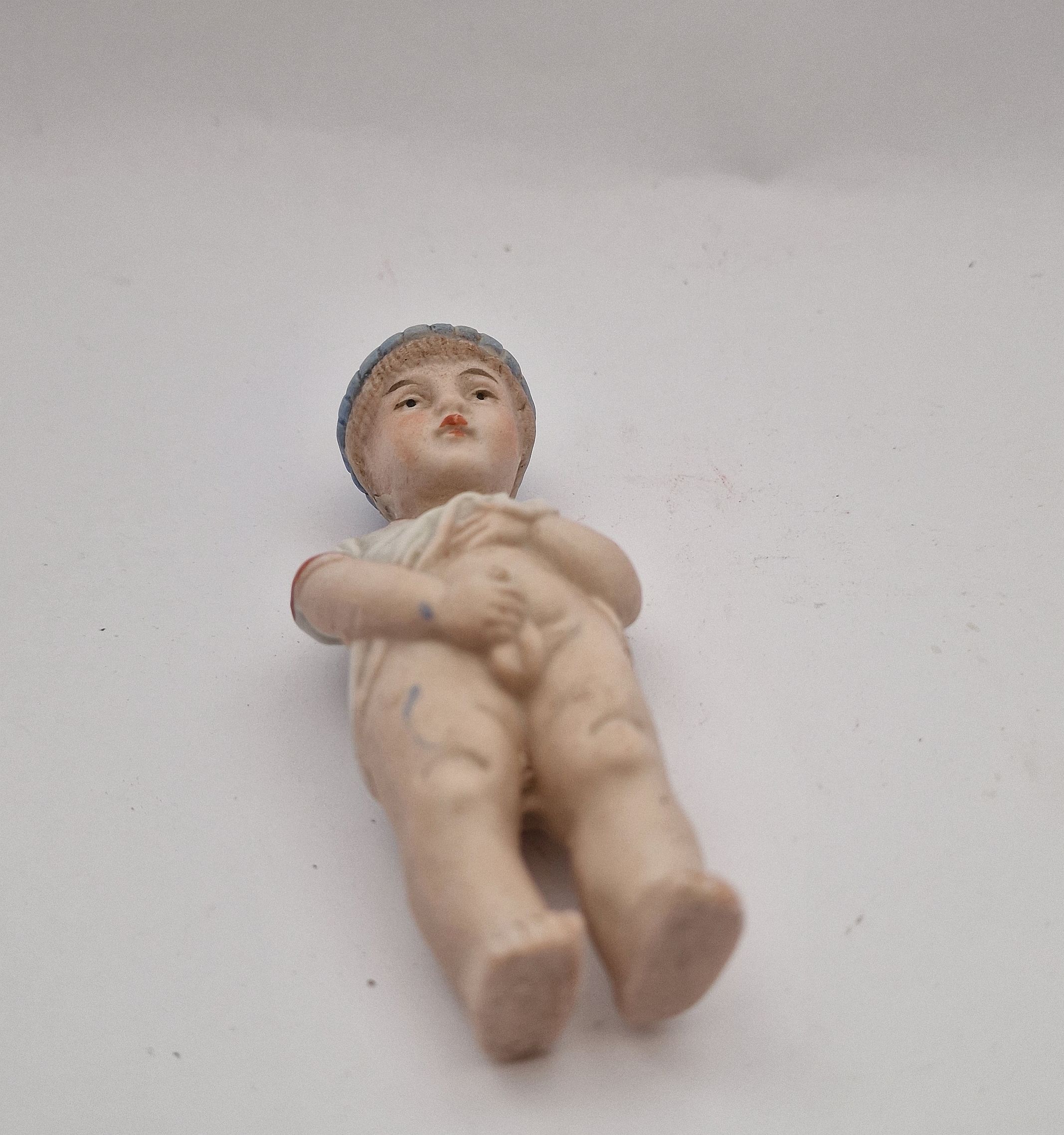 Squirter boy figurine - 4