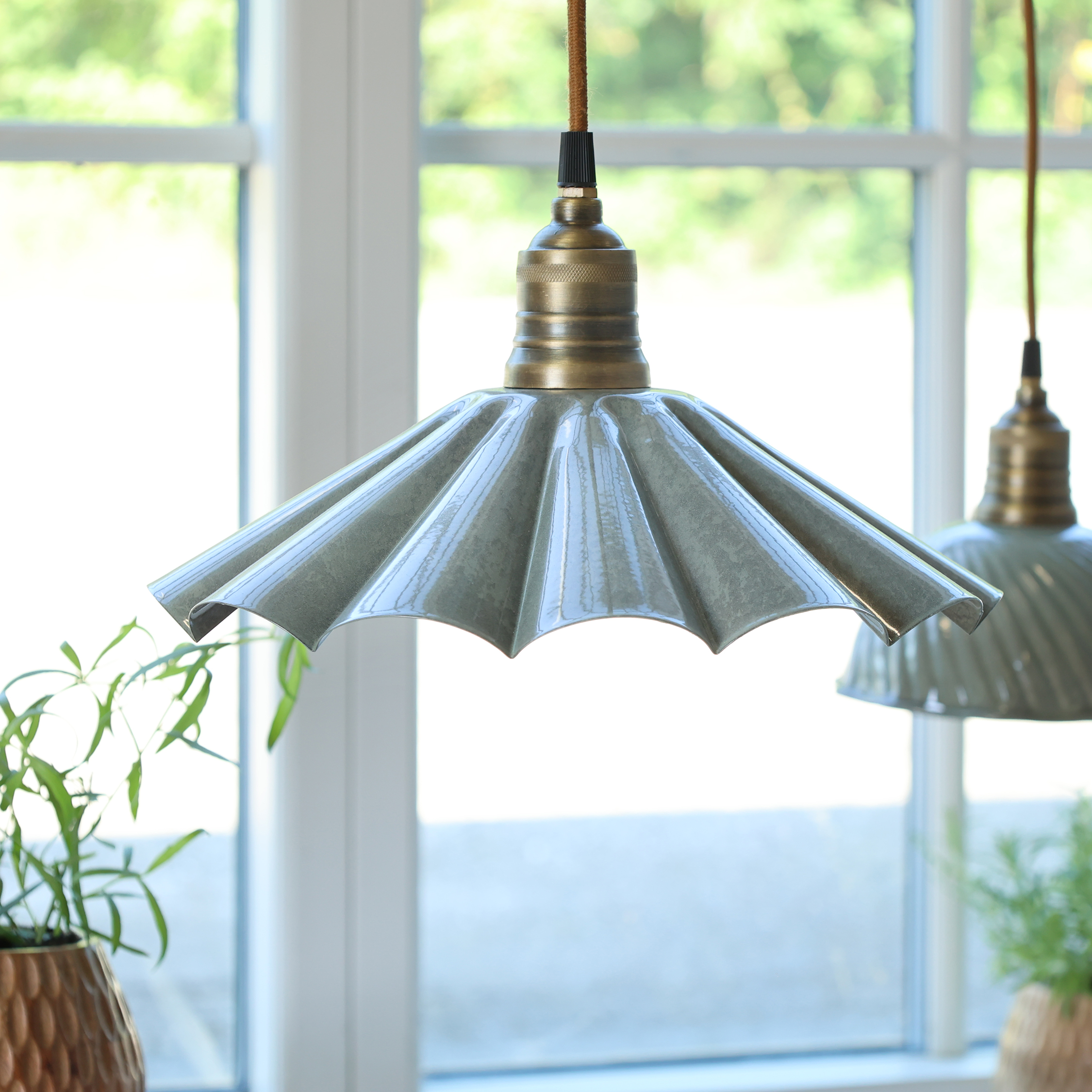 Lunel enamel lamp - H17/Ø30 cm - Opal