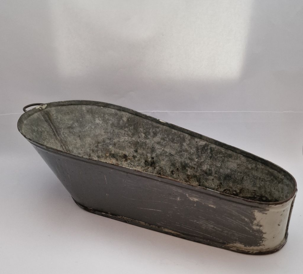 Doll´s bath tub zinc