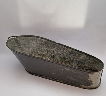 Doll´s bath tub zinc