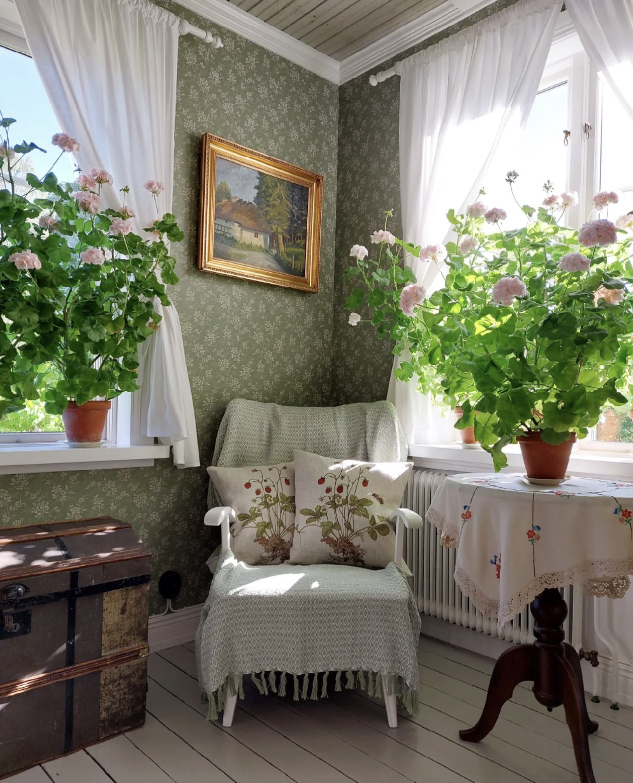 "SET" 3-PIECE CUSHIONS & ART PRINT WOODLAND STRAWBERRIES 50x70 - 16