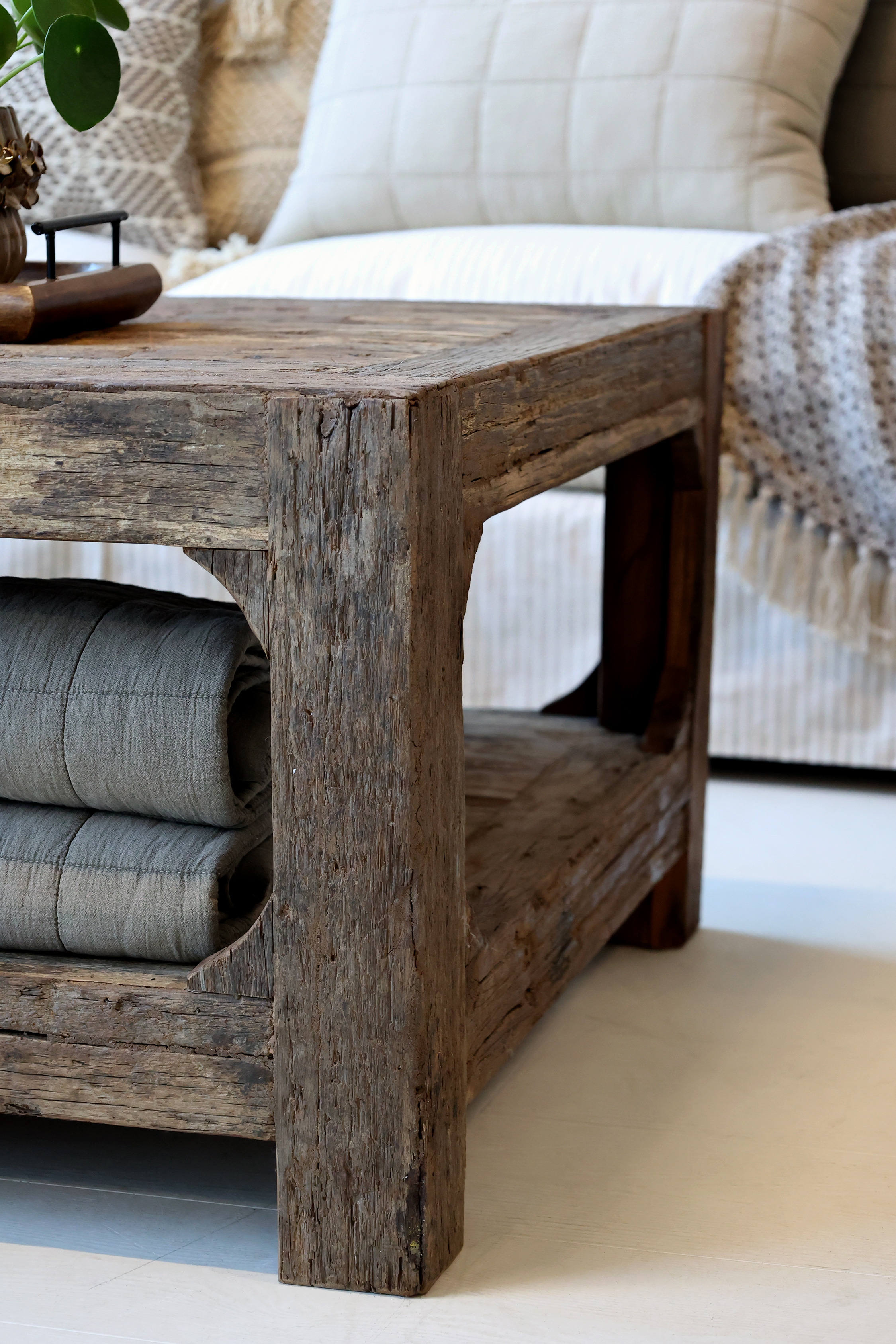 Grimaud coffee table with shelves - H46/L127/B76 cm - Natural - 3