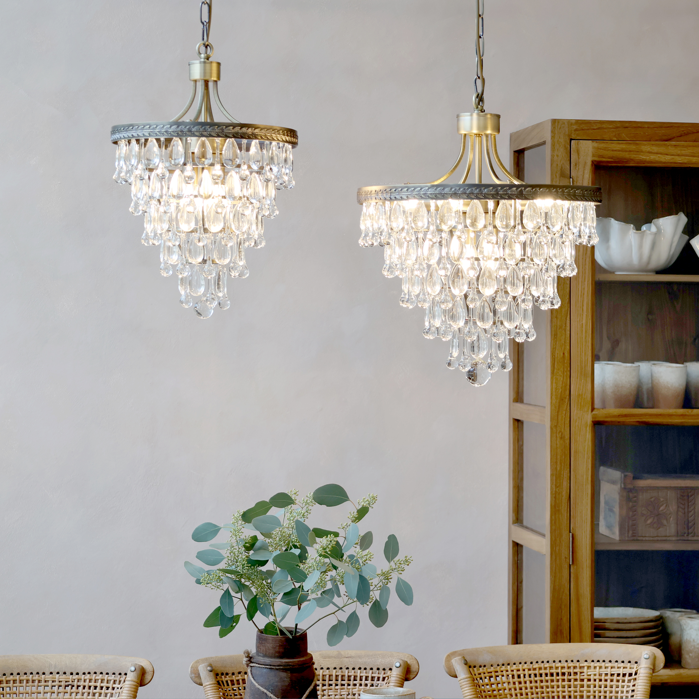 Versailles Chandelier - Drop shaped glass prisms - H54/Ø45 cm - Antique Brass