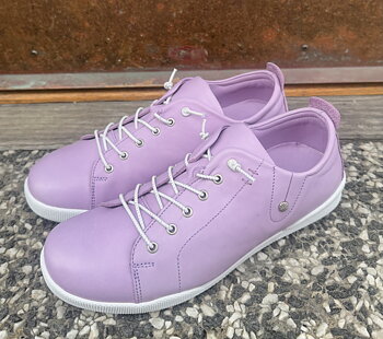 Sneakers från  Charlotte of Sweden, flora