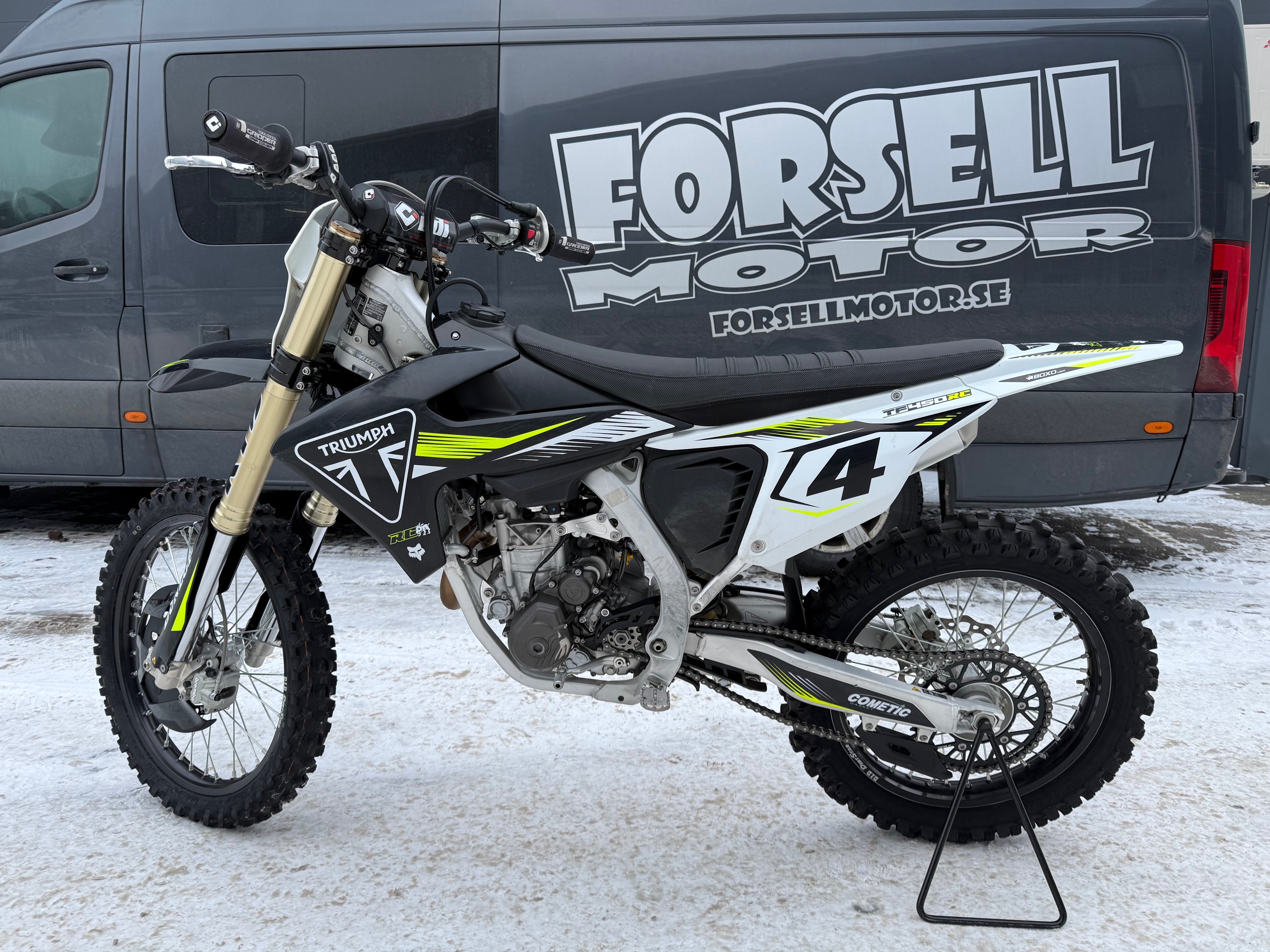 Triumph TF450 - RC Edition 2025 / Endast 9tim / Räntefritt 24mån - 2